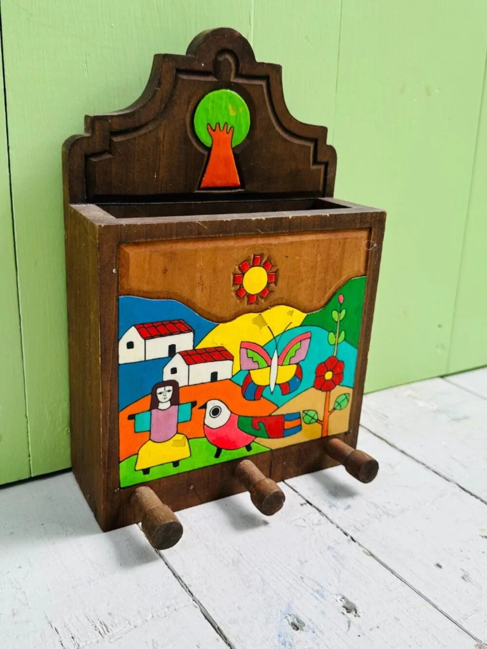 Vintage El Salvador Folk Art Wooden Key Holder Hand Painted Wall Rack